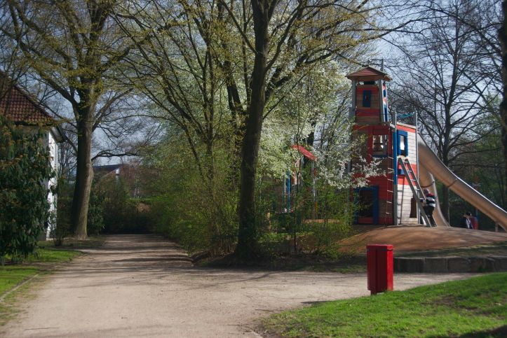 Durch Schnelsener Schleichwege